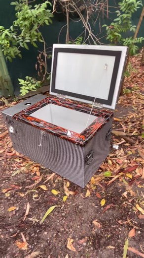 Check out this awesome 60litre Trailblaza Built to perform just as good as it looks! There’s no other portable fridge/freezer manufacturer that can do such a wide variety of customisation to suit a massive range of applications. From the domestic 4wd/camping market through to mounting Trailblaza units on the back of Abram Tanks and light armoured vehicles for the military. We’ve got a number of Trailblaza units in stock and ready to go. Deal directly with with the factory for unbeatable customer