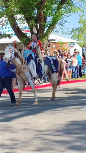 Beautiful handcrafted baby carrier Horse Parade at Gathering of Nations Powwow #indigenous #shorts