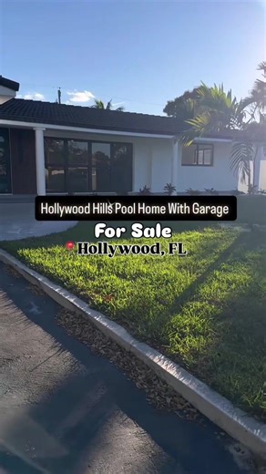 🎉 New Year. New Home. New Opportunity. Right now many sellers are contributing toward buyers’ closing costs, making this a great time to purchase a home 💰🏡 📍 Hollywood, Florida ✨ Features: 🏊 Pool 🛏️ 3 Bedrooms 🛁 3 Bathrooms 🚗 Attached Garage 📲 Interested in pricing, a private tour, or more details? Send me a DM and I’ll get you the information right away. Kerry Joseph Licensed Realtor – Lifestyle International Realty 📞 754-267-8407 📧 kerryjoseph14@outlook.com #fyp #SouthFloridaRealEst