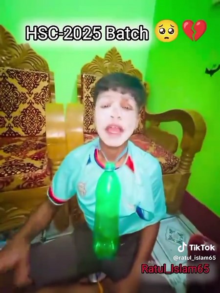 Right now HSC-2025 candidates situation 🥺💔 #hsc2025batch💔😫🥲🙂 #ratul_islam65 #hsc2025batch #vairal #targetGPA_5 #educational #foryou #study #dream #du #law #foryoupage #barisal_board #hsc #2025 #note #motivacional #dhakauniversity #bdtiktokofficial