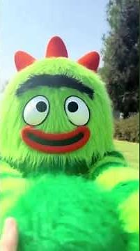 It looks like Brobee has found a new friend. 😊 ‪@YoGabbaGabbaWildBrain‬ #friendship