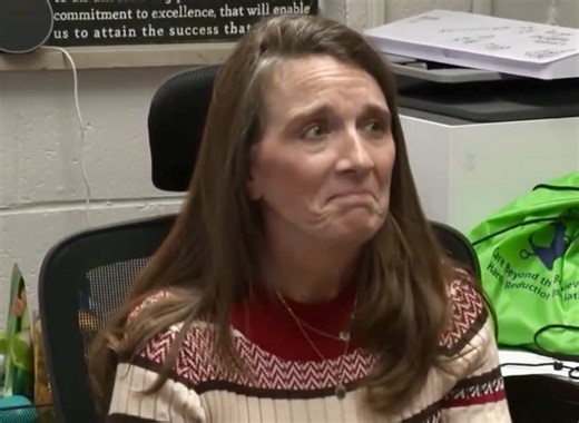 “We, the Kansas Citians, have been blessed by the vision, and more importantly the love, of our founder KK. [She’s] a woman who has made such an incredible difference in our city. They say that a person who saves a life, is like saving the entire world. [If that’s the case], KK’s importance should be measured in the galaxies.” - Dr. Jonathan Jacobs, Care Beyond the Boulevard Medical Director @fox4kc 2026 Remarkable Woman is none other than our Founder & CEO, KK 💚 This wonderful honor could not 