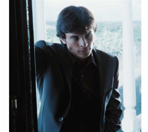 why dont you come back here and find out 😭🙏🏼 || smallville is SO fire // on season 4 rn. || @gab 𖣂 @mason 𒉭 @𝚠𝚎𝚜 @pxs🦠 @zny @.Zach @rosie @ᴢ ɪ ɴ ᴜ ᴀ @judge // #clarkkent #smallvilleedits #smallville #smallvilledit #clarkkentedit ||