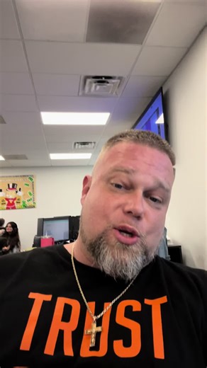 Office Prank Ideas with an Air Horn