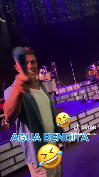 Alejandro Sanz: Conciertos y Usos del Micrófono