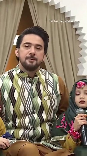 Farhan Ali Waris Gets Emotional During Ramzan