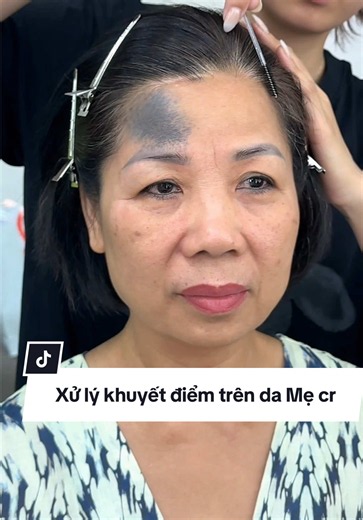 Makeup cho mẹ chú rể lúc 3:30 sáng trên ngày ăn hỏi