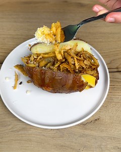 103K views · 92 reactions | Easy jacket potato recipe to try | Make-Up & Hair Tutorials | Facebook