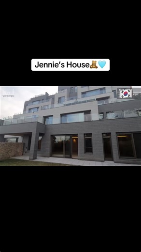 Explore Jennie's Cozy Home in Korea