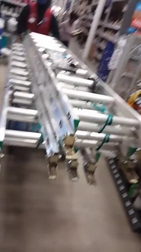 Featherlite Ladder $10.85🔥🔥WAS:$129 Lowe's in store Clearance #brickseek #couponcommunity #tools #fye #neverpayfullprice #extremecouponing #bigboss