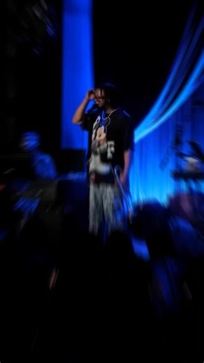 Maurice “Mobetta” Brown on our stage last night at Blue Note LA. A packed room, big moments, and a steady run of heavy hitters joining him throughout the set. 🔥 Guests included Guapdad 4000, BJ the Chicago Kid, GAWD, Anderson .Paak, Thundercat, and T.Nava. This is the kind of night that reminds you why live music on Sunset at Blue Note Jazz Club hits different. 🎶 | Blue Note Los Angeles