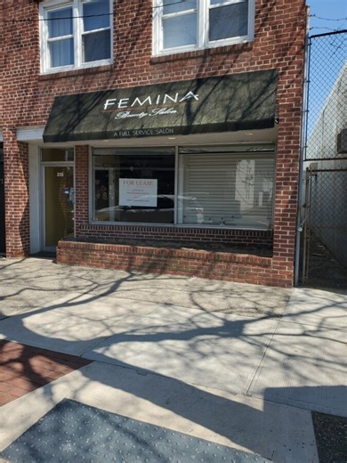 235 Deer Park Ave, Babylon, NY 11702 | LoopNet