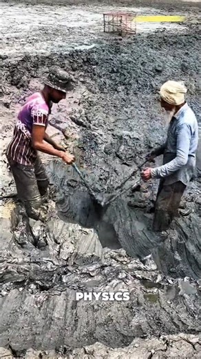 Manual Desilting Operations: The Physics of Collective Motion in Mud Extraction