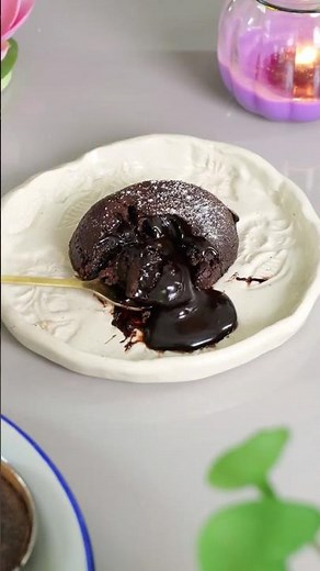 Healthy Choco Lava Cake Recipe | Made with Ragi, No Eggs, No Oven!