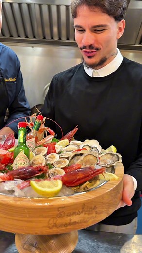 Video di Sunshine__Restaurant (@sunshine__restaurant) con suono originale - Sunshine__Restaurant