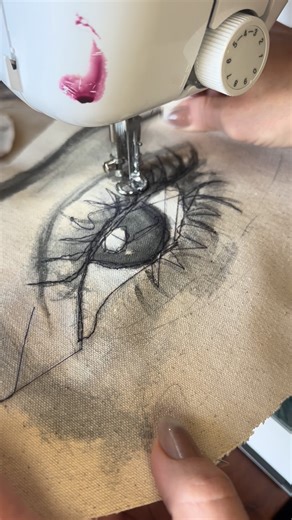 Brandi Kole on Instagram: "Todays stitches 🪡🧵 Free motion embroidery, acrylic, and canvas ✨"