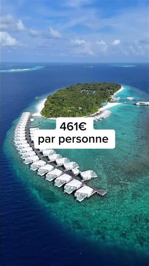Les Maldives… un décor de rêve entre lagons turquoise, sable blanc et villas sur pilotis 🌴✨