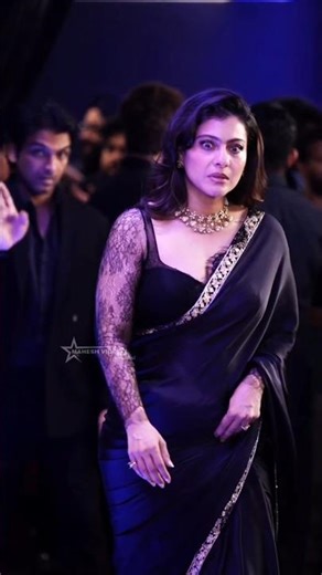 Introducing the "VitaWear SmartBand," a next-generation wearable gadget🎉