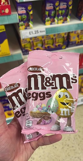 M&M Eggs are back in @Tesco 👋🏻🤍#newfoods #newfoodsuk #newfoodfindsuk #fypシ #mnmsuk #tesco