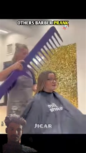 OTHERS BAR BER PRANK 🤡 #viralshorts #youtubeshorts #waitforend #funnuy #comady
