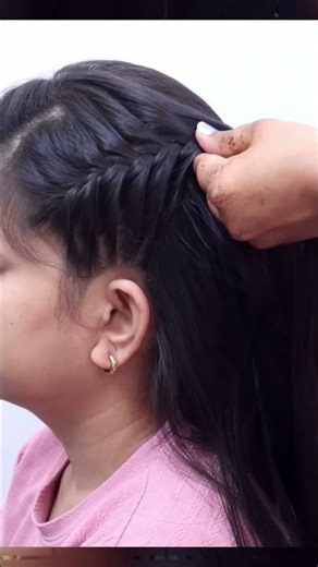 Easy Bubble Braid Tutorial - So Trendy! 🫧 #BubbleBraid #TrendyHairstyle #ShortsDaily