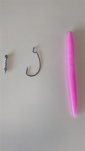 How to Rig a Chicken Rig #fishingtips #fishing #bassfishing #fishingvideos #fyp #chickenrig #fishingrig #largemouthbass #smallmouthbass #fishingtipsandtricks #fishing101 #largemouthbassfishing #smallmouthbassfishing #fishingtiptuesday #fishingvideo #fishingtip #foryou