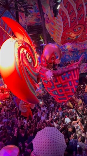 An astonishing evening launching the Hallucinarium, the most recent @elrowofficial art project collaboration with @allysongreycosm and myself. At moments it seemed to summon the full-on visionary intensity and ecstasy of the psych*delic experience. Thank you to Juan, Ferran and Gimena and all the Arnau family and Elrow team - the artists & designers and performers who brought the theme to life! The show will travel to many cities in the coming years. Thank you to all who attended last night/this