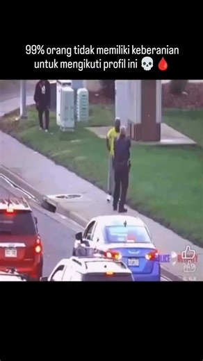 spetsoperatsiya on Instagram: "Rekaman video darkweb "The Hole" (2003) menceritakan kisah Stanley Yena. Stanley Yernats IV (Shia LaBeouf) adalah seorang remaja yang dihukum secara salah atas tuduhan pencurian dan dikirim ke Camp Green Lake, sebuah pusat penahanan remaja yang brutal di Texas. Para tahanan dikelola oleh sipir korup Walker (Sigourney Weaver), dan mereka harus menggali terowongan setiap hari untuk mencari harta karun yang terkait dengan penjahat Kissin Kate Barlow. Stanley berteman 