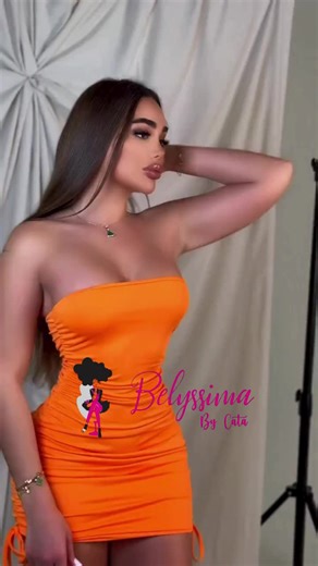 🧡 Vestido corto naranja Vibrante, atrevido y lleno de energía. Un color que roba miradas en cada paso 🔥 A medida. S, M y L. 📲 Contáctanos al WhatsApp 📍 Gamarra – CC Gama, Tienda 047PN