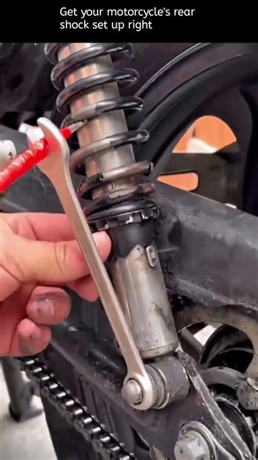 How to Set Up Rear Shock on a Motorcycle #shorts #mechanic #usa