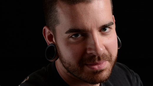 Watch DPReview Nikon D800 Overview on Amazon Live