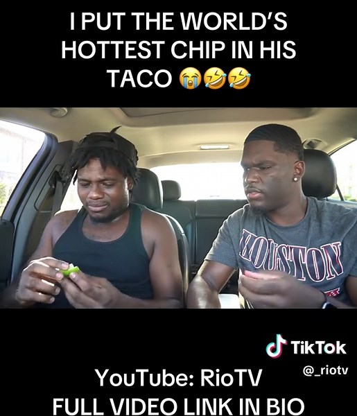 World's Hottest Chip Taco Taste Test