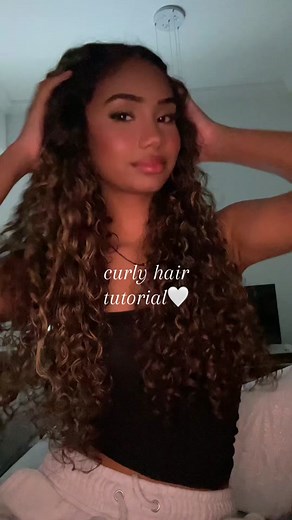 فيديو أنشأه cadence🇿🇦🌺 (@cadencejade) باستخدام curly hair routine