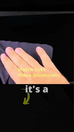 Cleaning iPad Pro M5 13 Inch Screen Part 2