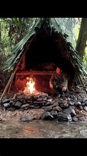 Alone in the Wild | Cooking Bamboo Rice and Grilled Meat by the Stream