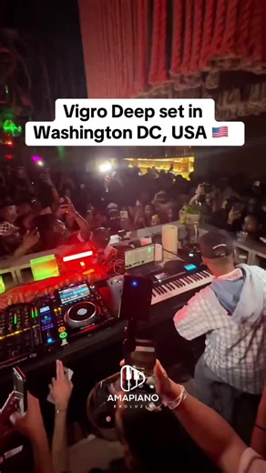 Vigro Deep performing a live set in Washington DC in the USA. Has Vigro reached 🐐 status yet in the Amapiano game? #vigrodeep #amapiano