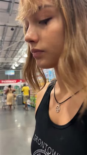 Inna Anfisa Riazhkina on Instagram: "В моем Тик Токе контент абсолютно другой."