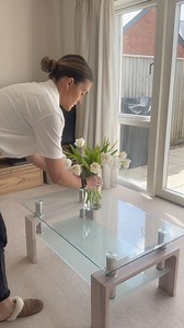 Chilled Sunday morning at home 🥰#cleanwithme #sinkclean #cleaningmotivation #springrefresh #springflowers #flowers #kitchenclean #weekendreset #cleaningtherapy | Lou’s Home