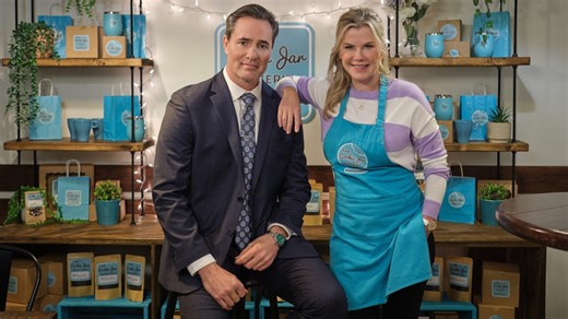 Victor Webster Gives Fans a Sneak Peek at Chad Norton in New 'Hannah Swensen Mystery'