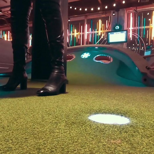 Mini golf has been taken to a ‘hole’ new level, see for yourself...⛳️ 📍 Puttshack | Visit London