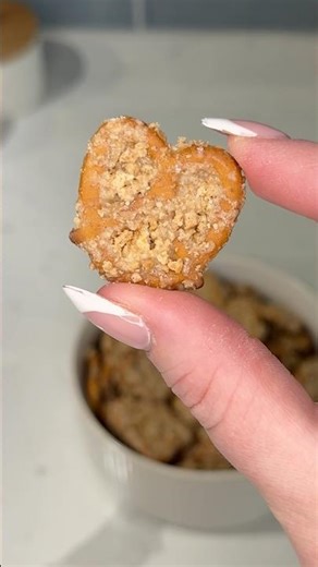 viral cinnamon toast crunch pretzels recipe 🥨🥣 #shorts #recipe #cereal #dessert #easydessert #food