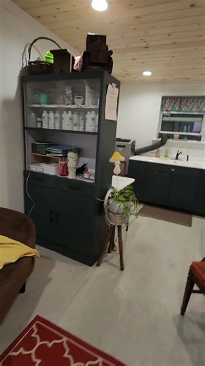 Help me decide on a paint color for the door!!#doorpaintideas #paintproject #paintideas