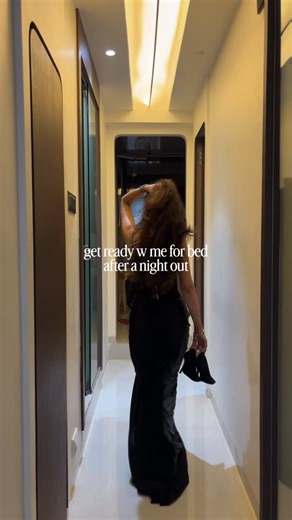 ʕ•̫͡•ʔ on Instagram: "forget night routines, this dress was the routine 🫠"