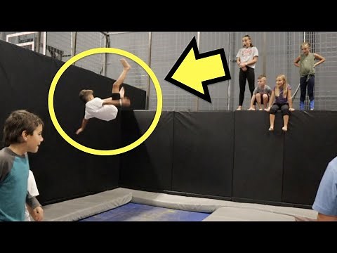 😂FUNNY TRAMPOLINE PARK FAILS!!! 😱