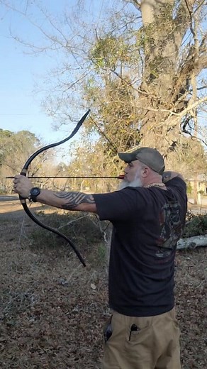 Getting some quick shooting reps to close out a crazy day odinsonarchery.com #odinsonarchery #archery #medieval #turkish #bow #history #ottoman | Odinson Archery
