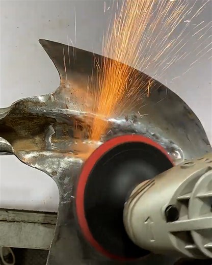 Restoring an Old Shovel | DIY & Crafts