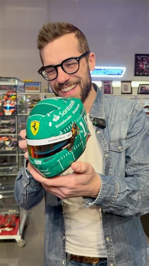 UNBOXING Mini Helmet Austin Gp CHARLES LECLERC 🥵😍 #charlesleclerc #unboxig