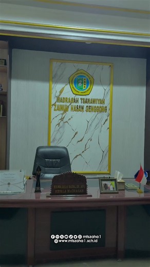 Setiap pertemuan pasti ada perpisahan, namun kenangan dan jasa terukir abadi di lubuk hati Terima kasih banyak Abuya atas segala dedikasi, bimbingan, serta cinta kasih yang telah diberikan selama memimpin. Setiap pelukan, air mata, dan kebersamaan ini akan selalu menjadi bagian terindah dari perjalanan kami. ================== 🌟 Akun Resmi 🌟 🏠 MTs. Zainul Hasan Genggong 🌐 www.mtszaha1.sch.id 🔶 www.facebook.com/mtszaha1 🔶 www.instagram.com/mts.zaha1 🔶 www.youtube.com/mtszaha1 🔶 www.tiktok
