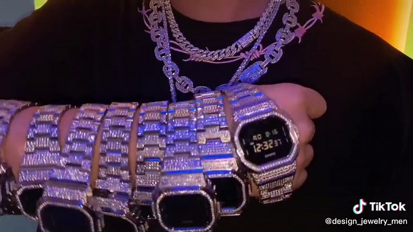 Custom Diamond Jewelry for Men | Iced Out Accessories