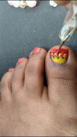 Easy Toe Nail Art Design For Beginners 😍 || simple & classy , Elegant Nail Paint Art #shorts #nails